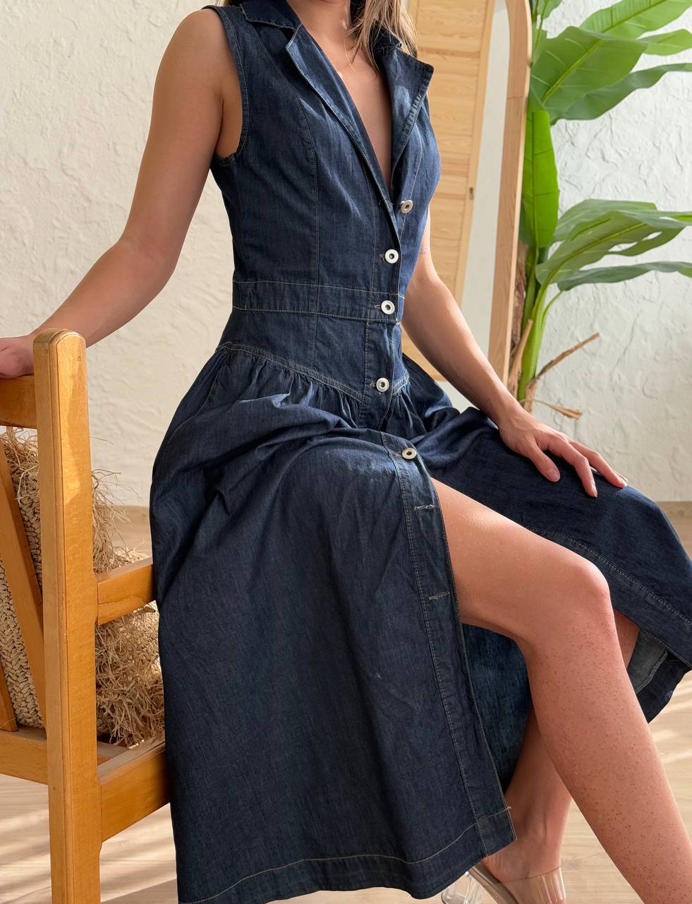 Teksas midi haljina bez rukava s gumbima