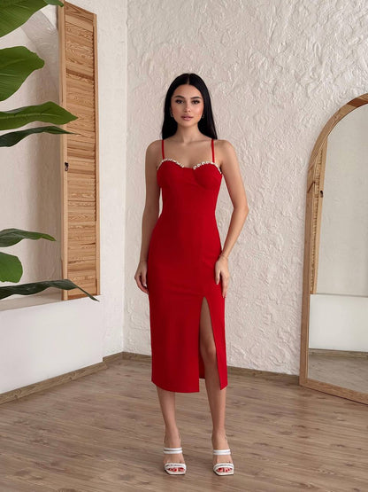 Crvena midi haljina s cirkonima