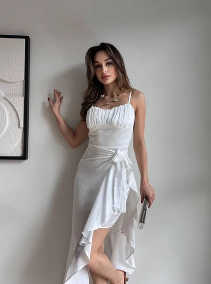 Bijela elegantna midi haljina s asimetričnim volanom