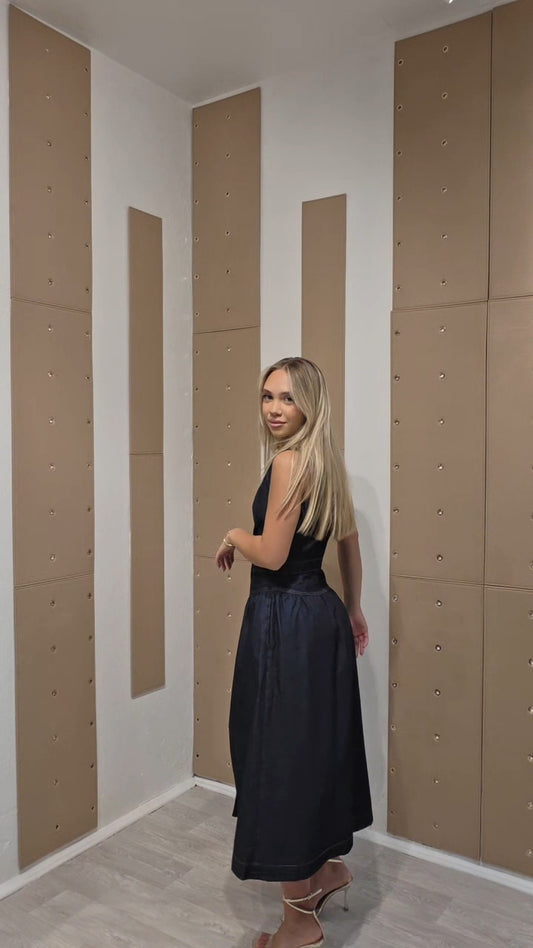Teksas midi haljina bez rukava s gumbima